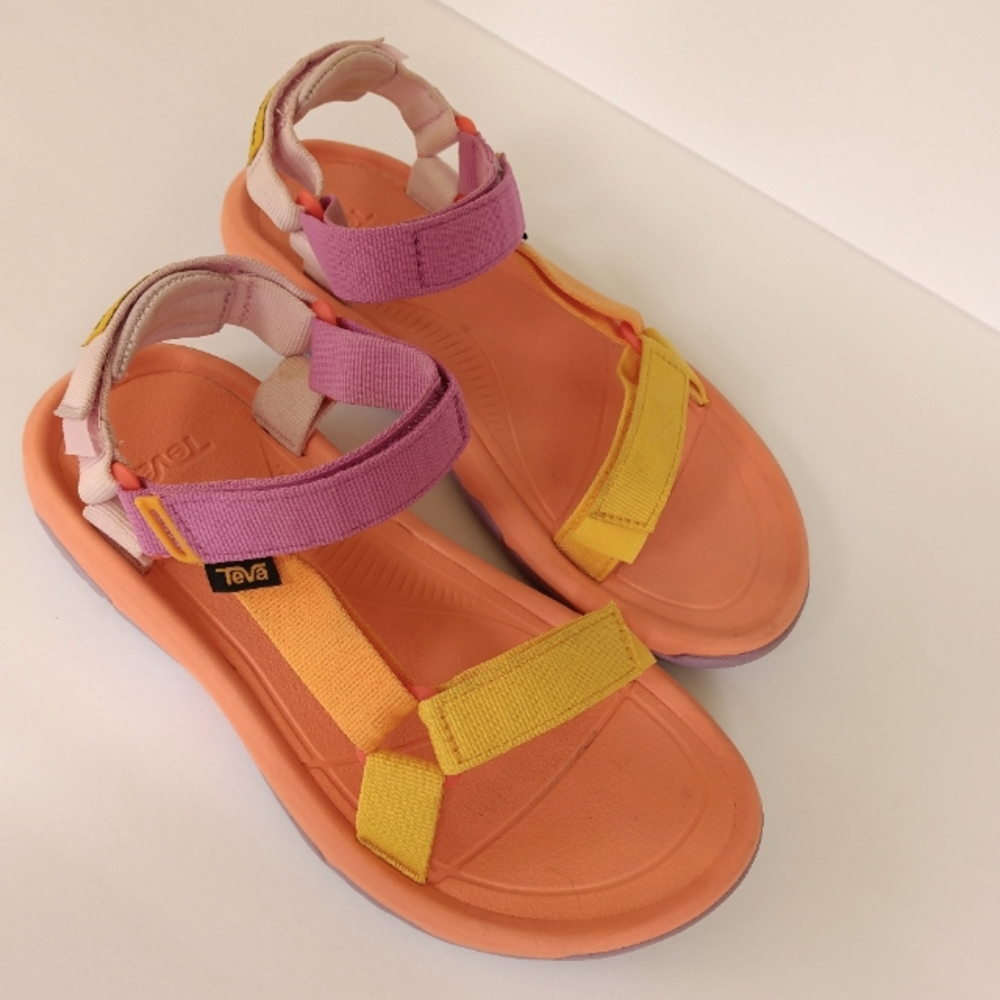 Outdoor Voices x Teva Hurricane XLT2 Fusion Coral US Women’s Size 8 - Picture 3 of 14